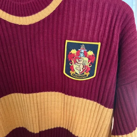 Harry Potter Gryffindor Sweater Red & Gold Striped Large - Picture 2 of 5